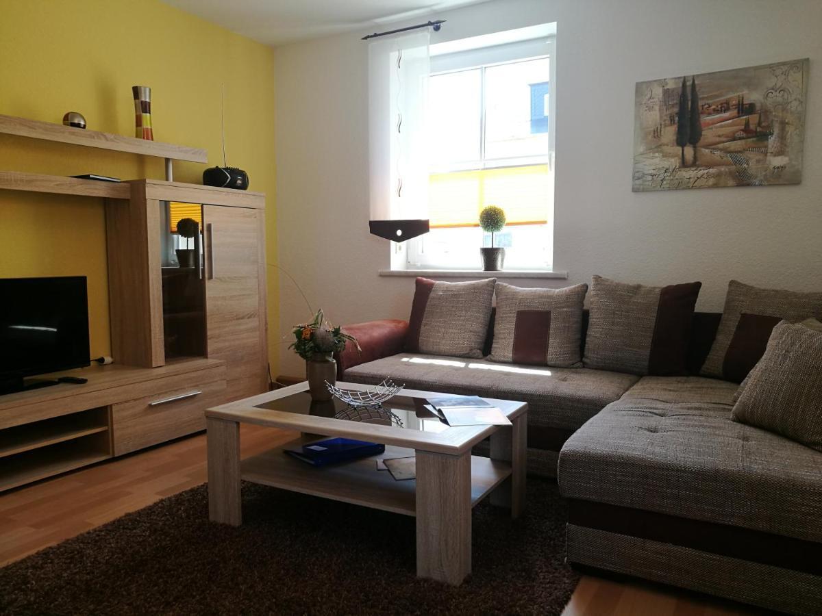 Ferienwohnung - August-Bebel-Str. 19 Oelsnitz  Экстерьер фото